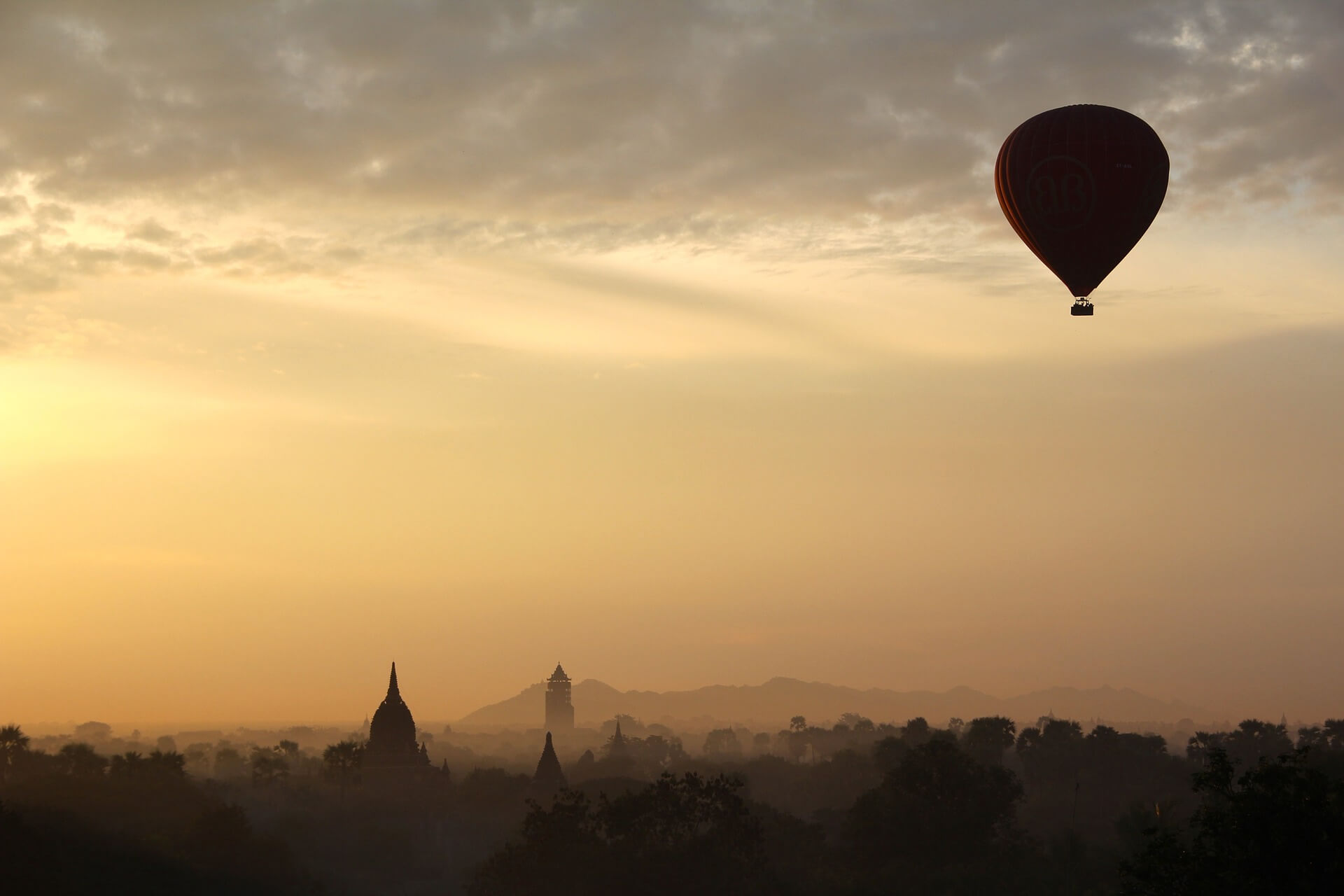 hot air balloon ride 1029303 1920